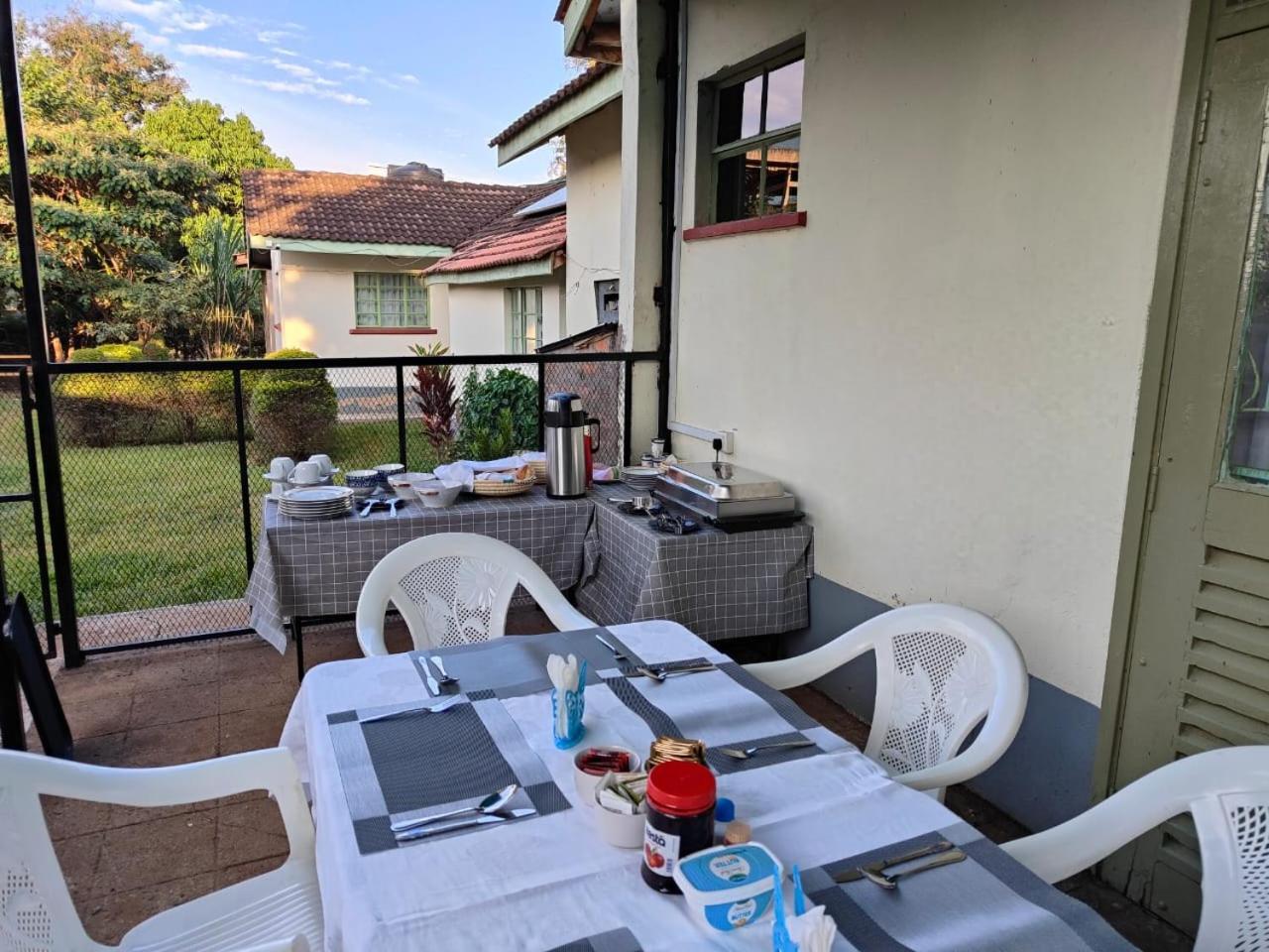 Ferienwohnung MILIMANI DRIVE LIVING I LUXE FLAWLESSLY FURNISHED UNITs Kisumu Exterior foto