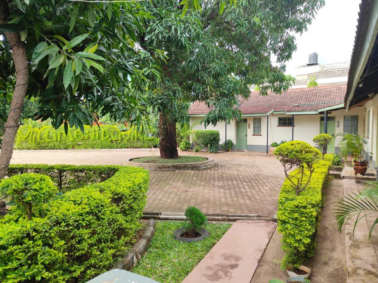 Ferienwohnung MILIMANI DRIVE LIVING I LUXE FLAWLESSLY FURNISHED UNITs Kisumu Exterior foto