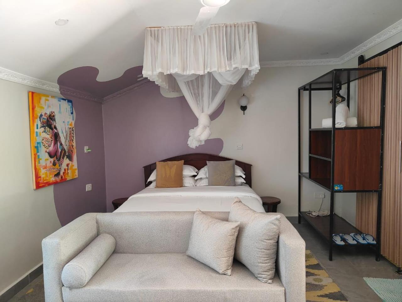 Ferienwohnung MILIMANI DRIVE LIVING I LUXE FLAWLESSLY FURNISHED UNITs Kisumu Zimmer foto