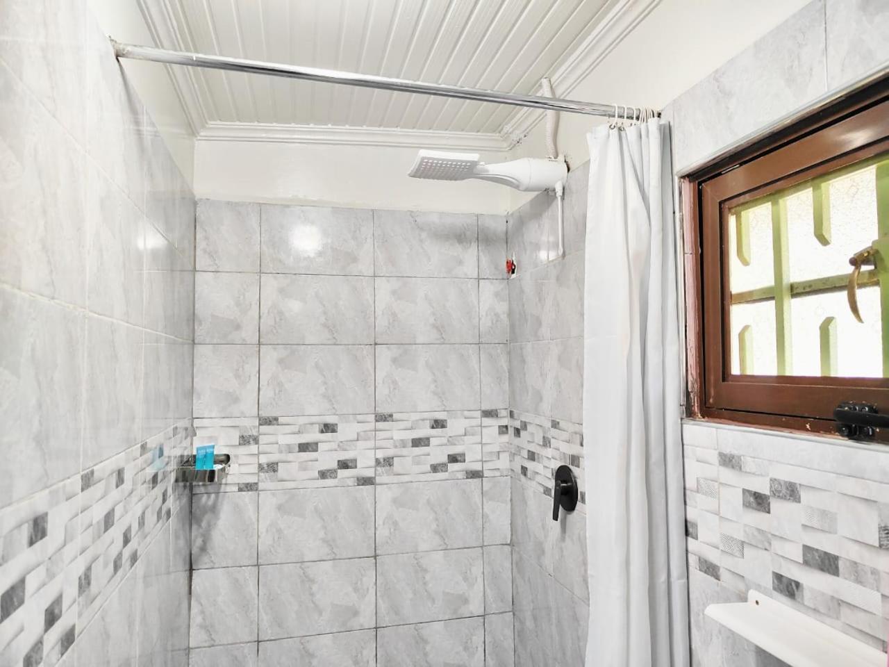 Ferienwohnung MILIMANI DRIVE LIVING I LUXE FLAWLESSLY FURNISHED UNITs Kisumu Exterior foto
